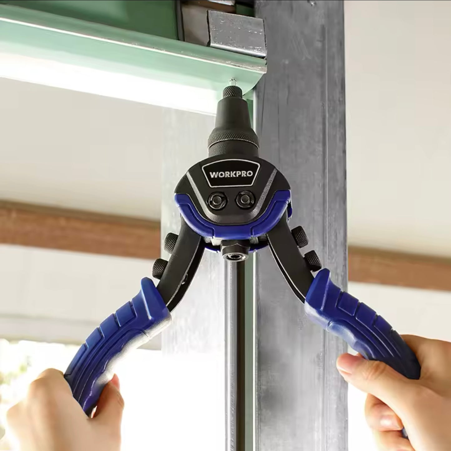WORKPRO 10” Riveter Gun